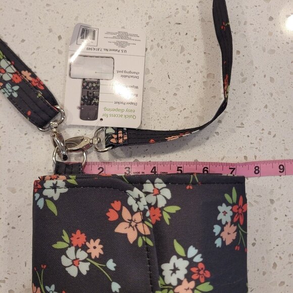 NWT LillyBit Floral Diaper Bag Organizer Crossbody Wristlet Clutch Baby Bag - Picture 5 of 6